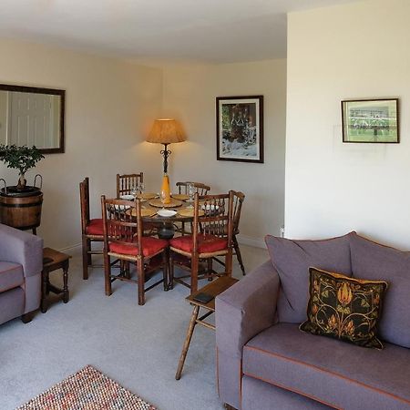 47 Wetherby Way, 3 Bedrooms, Sleeps 6, Easy Walk To Town, Parking, Self Catering, Great View Stratford-upon-Avon Exterior foto